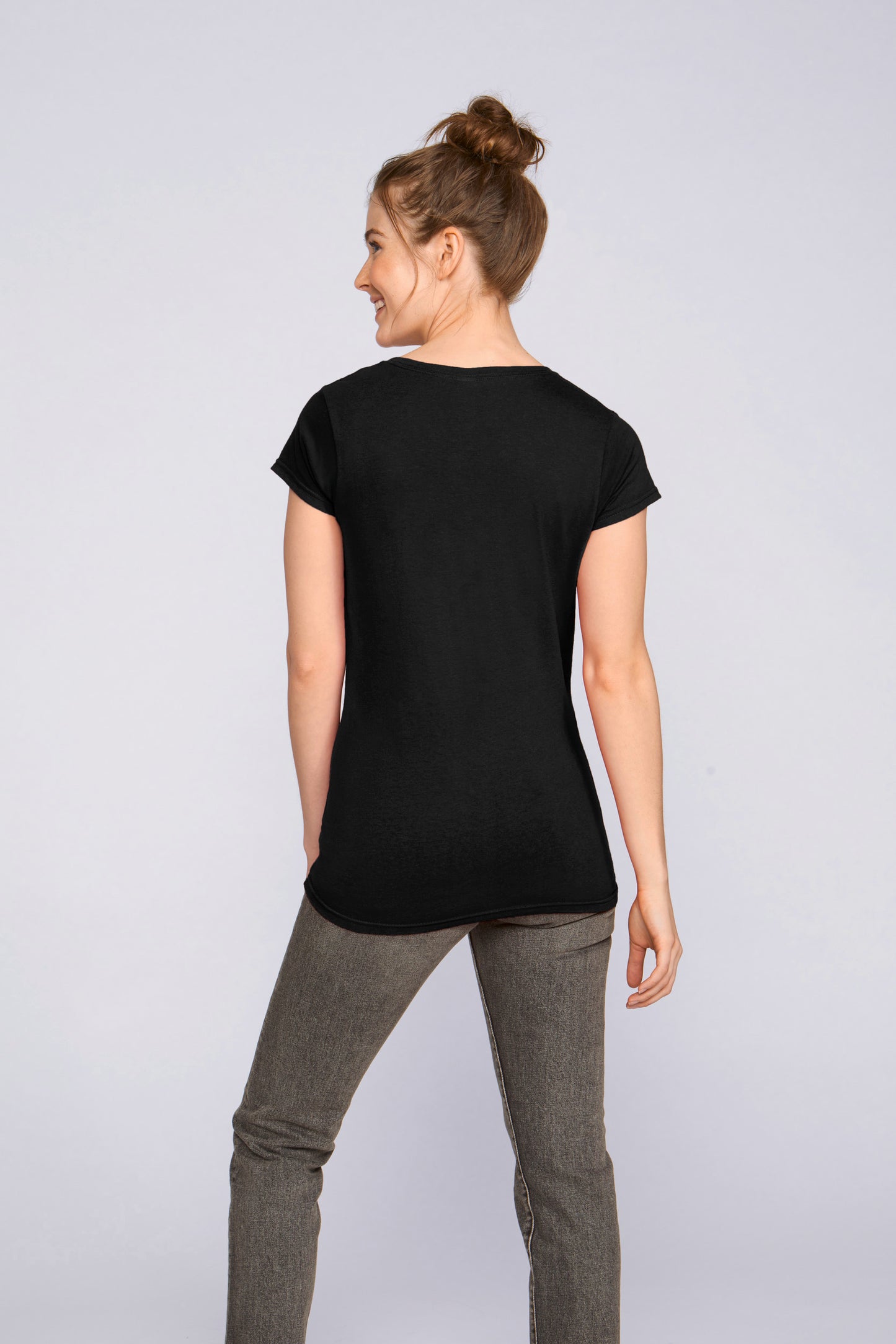 Softstyle Fitted Ladies' V-neck T-shirt