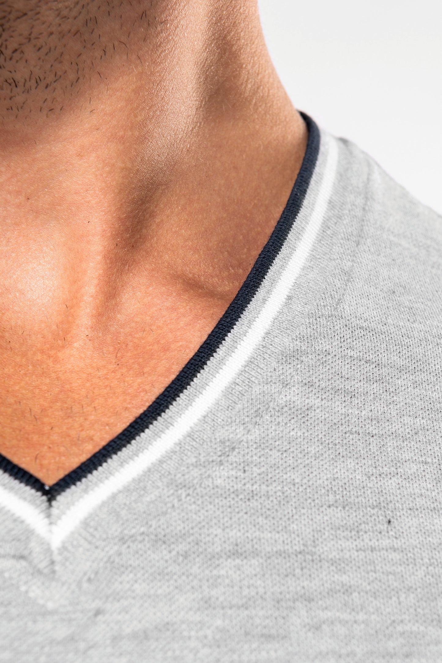 Heren-t-shirt piqué V-hals