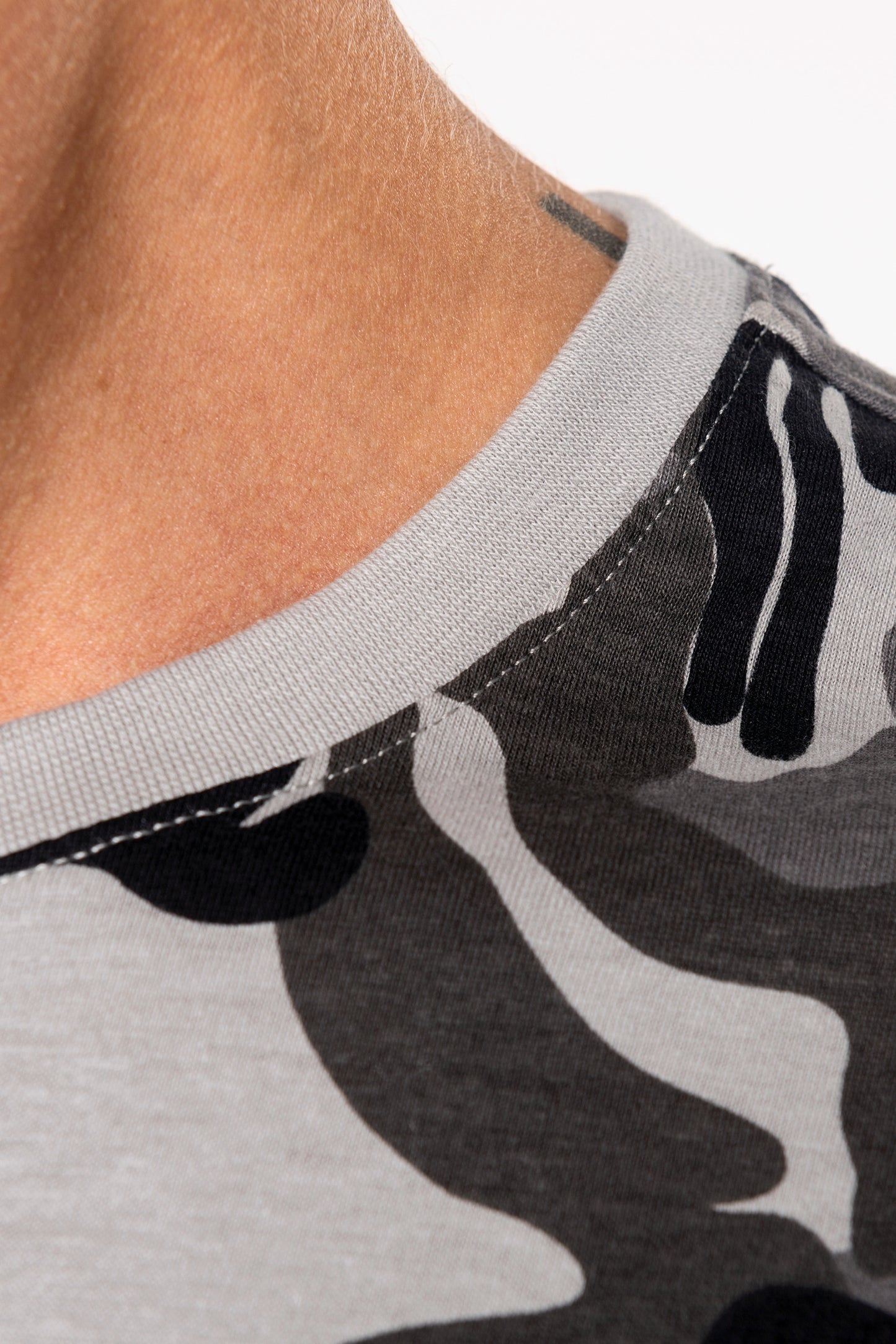 T-shirt camo korte mouwen