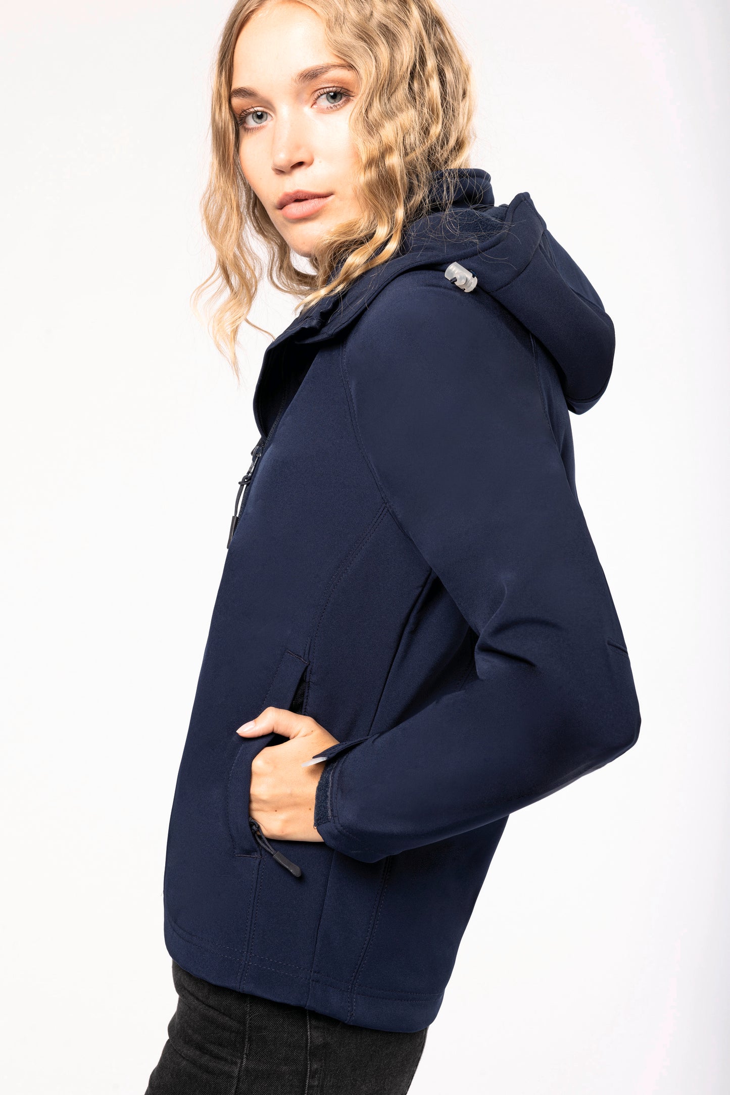 Dames softshell jas met afneembare capuchon
