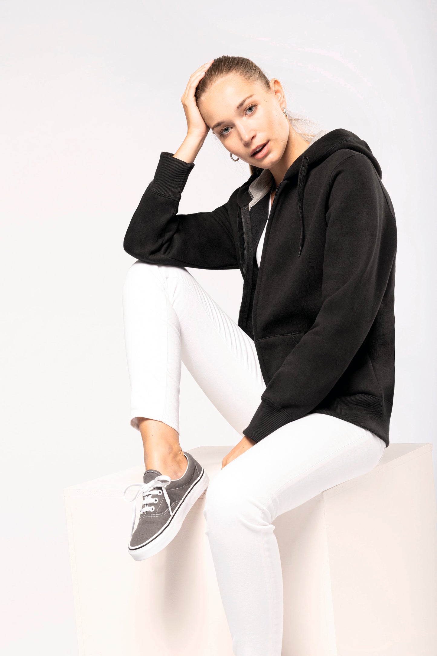 Hooded sweater met rits