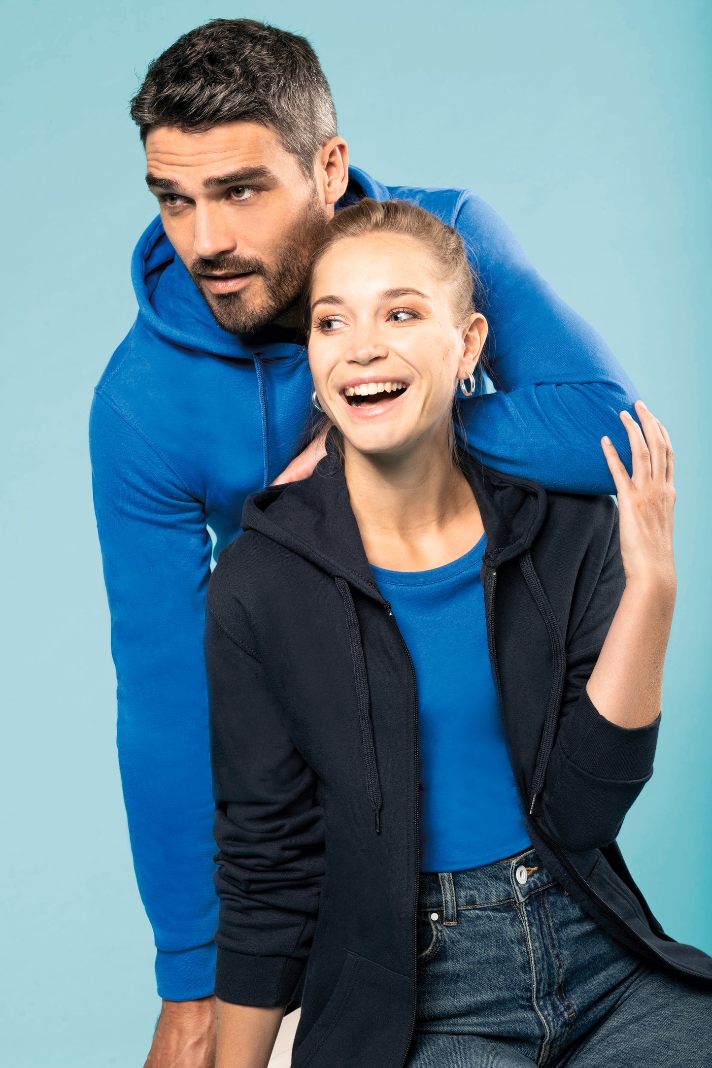 Sweater met rits en capuchon