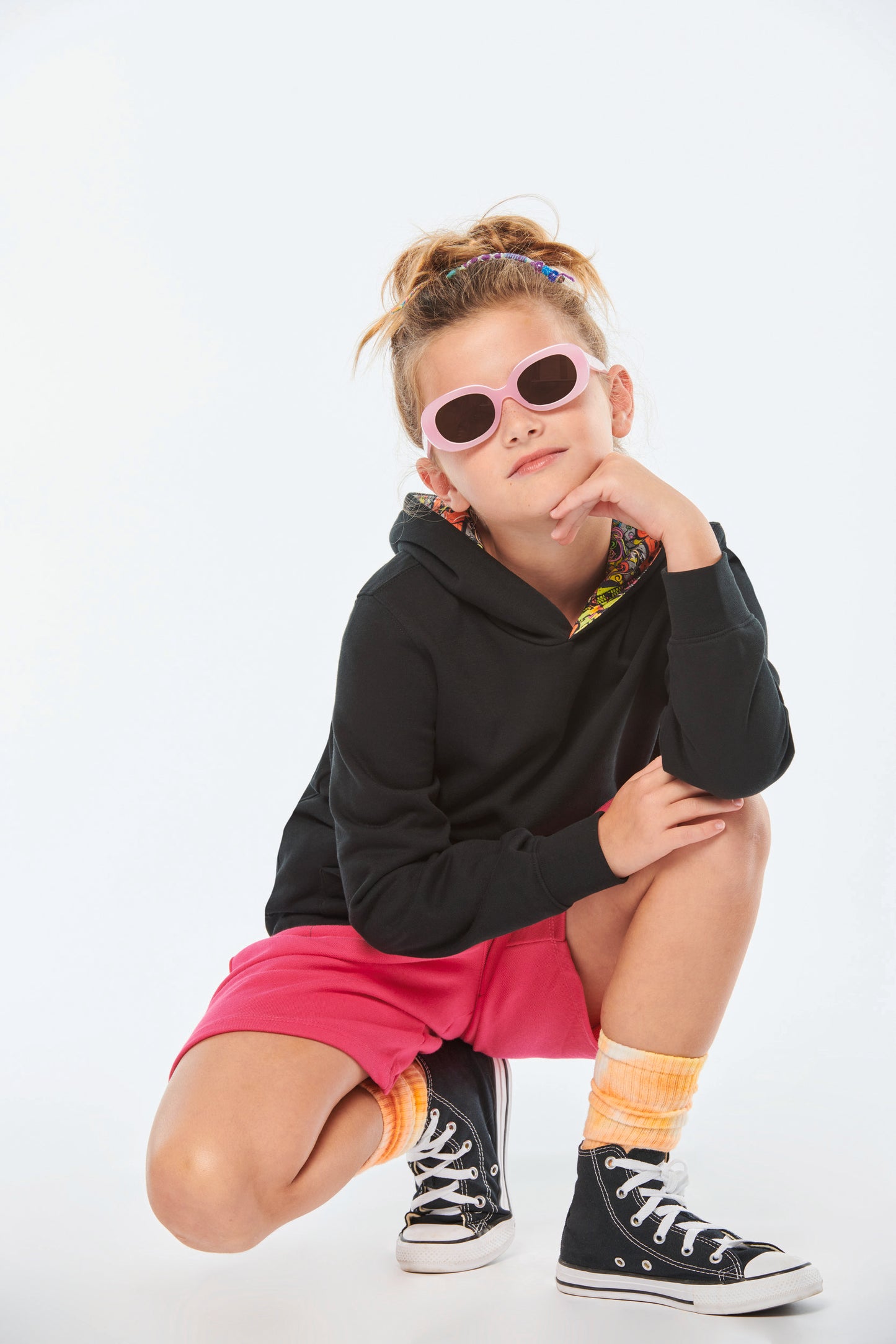 Unisex kindersweater met contrasterende capuchon met motief