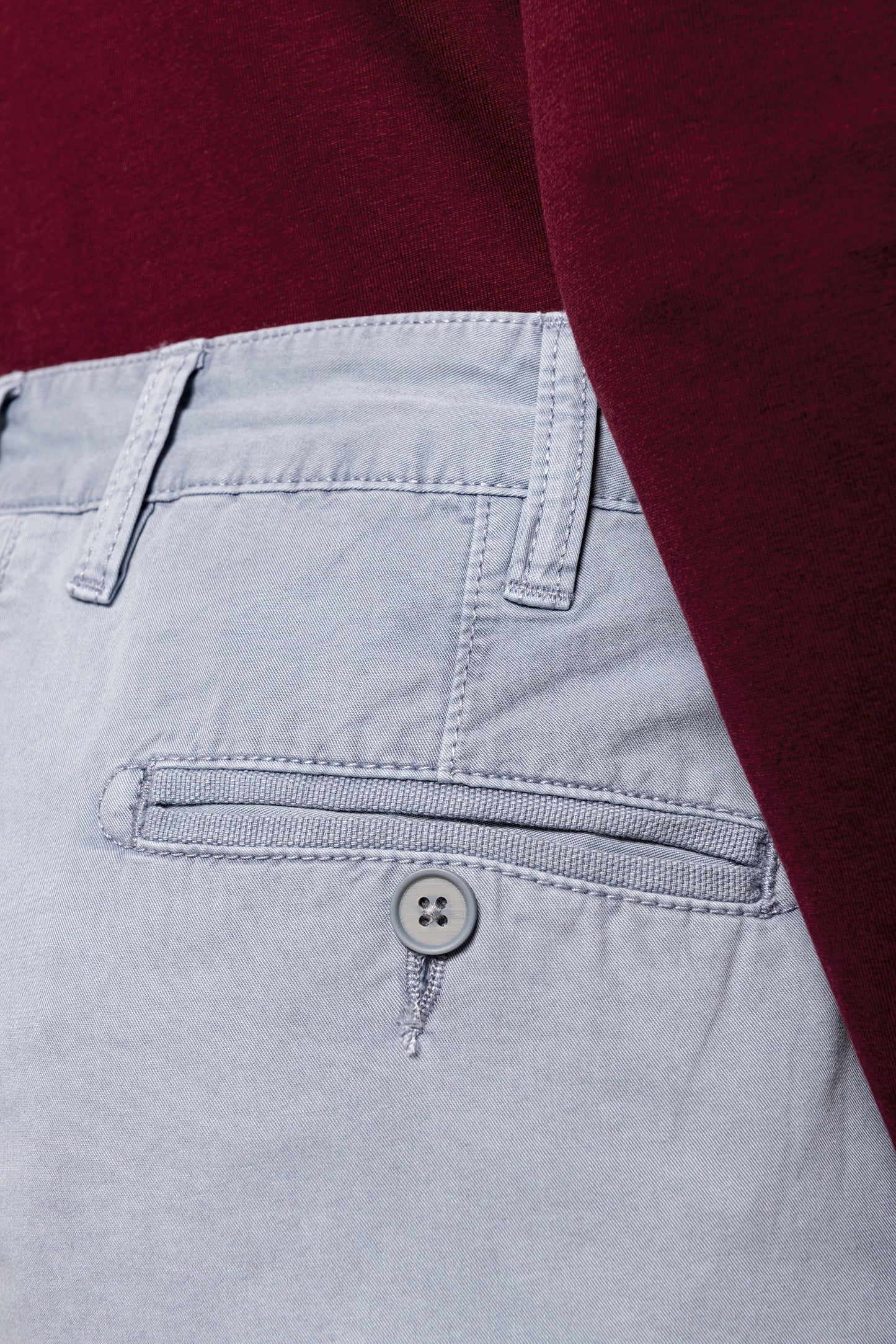 Damesbermuda met verwassen look