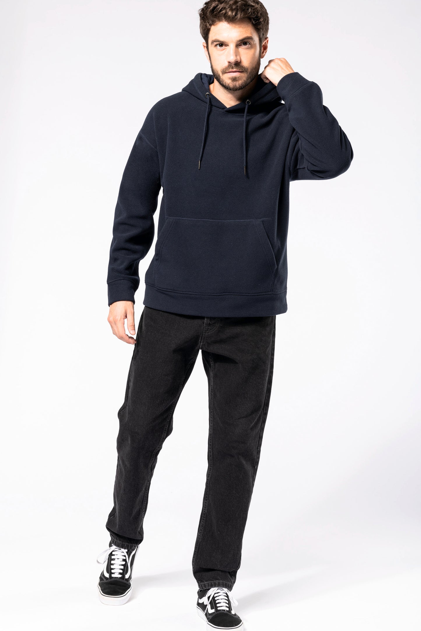 Oversized uniseks sweater met capuchon in gerecycleerd fleece