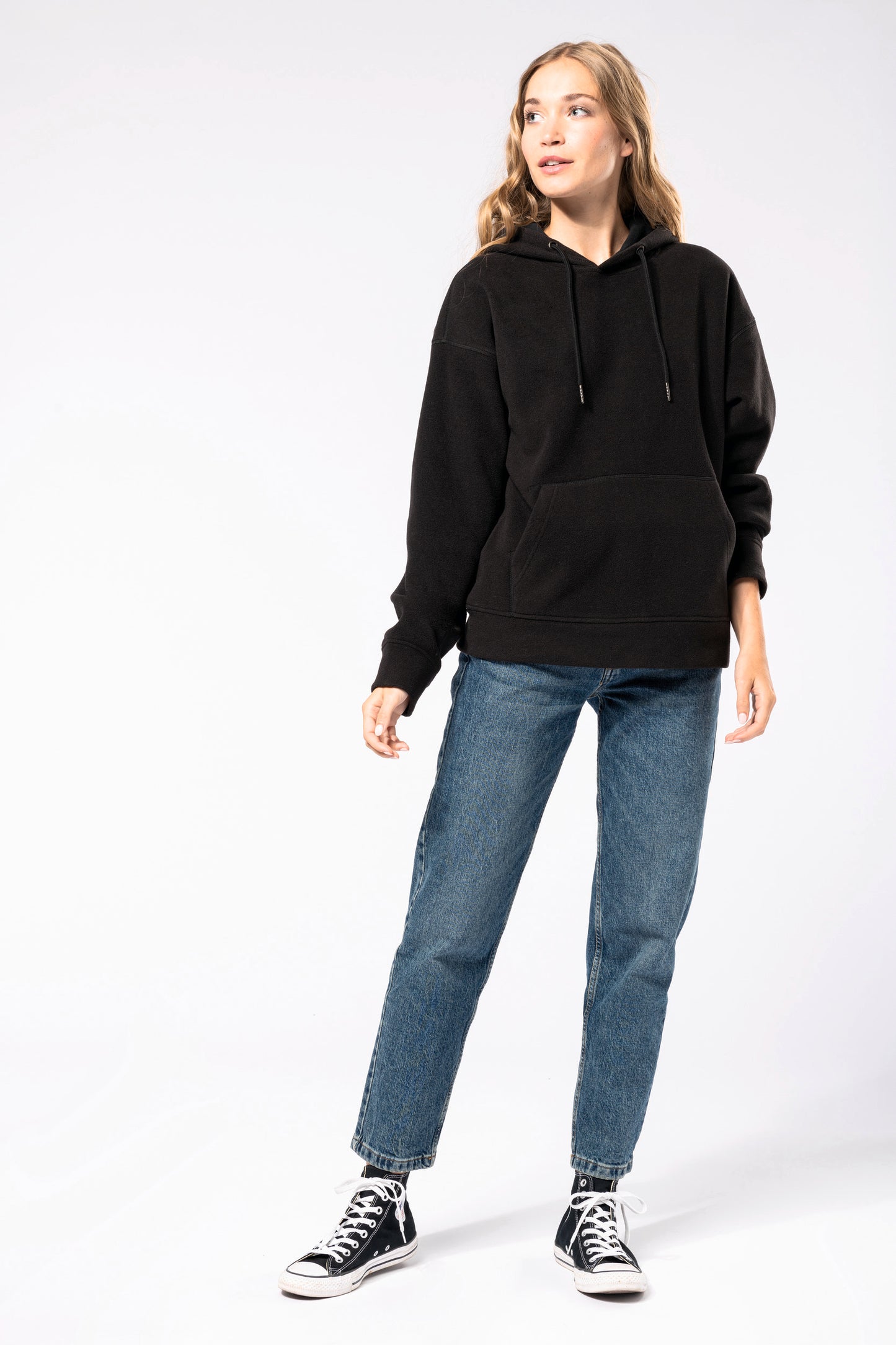 Oversized uniseks sweater met capuchon in gerecycleerd fleece
