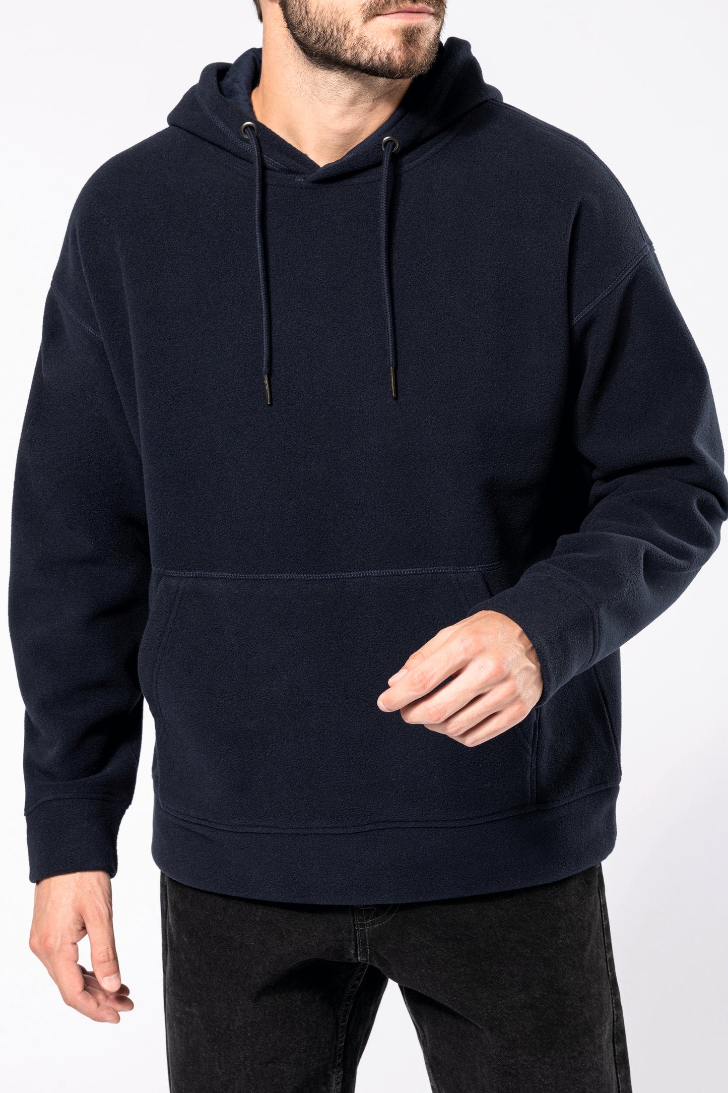 Oversized uniseks sweater met capuchon in gerecycleerd fleece