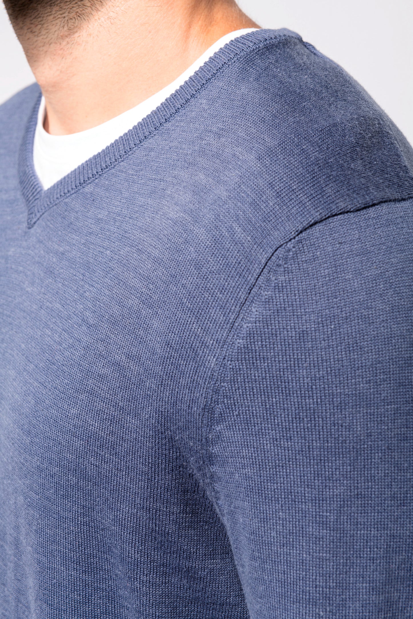 Heren pullover met v-hals