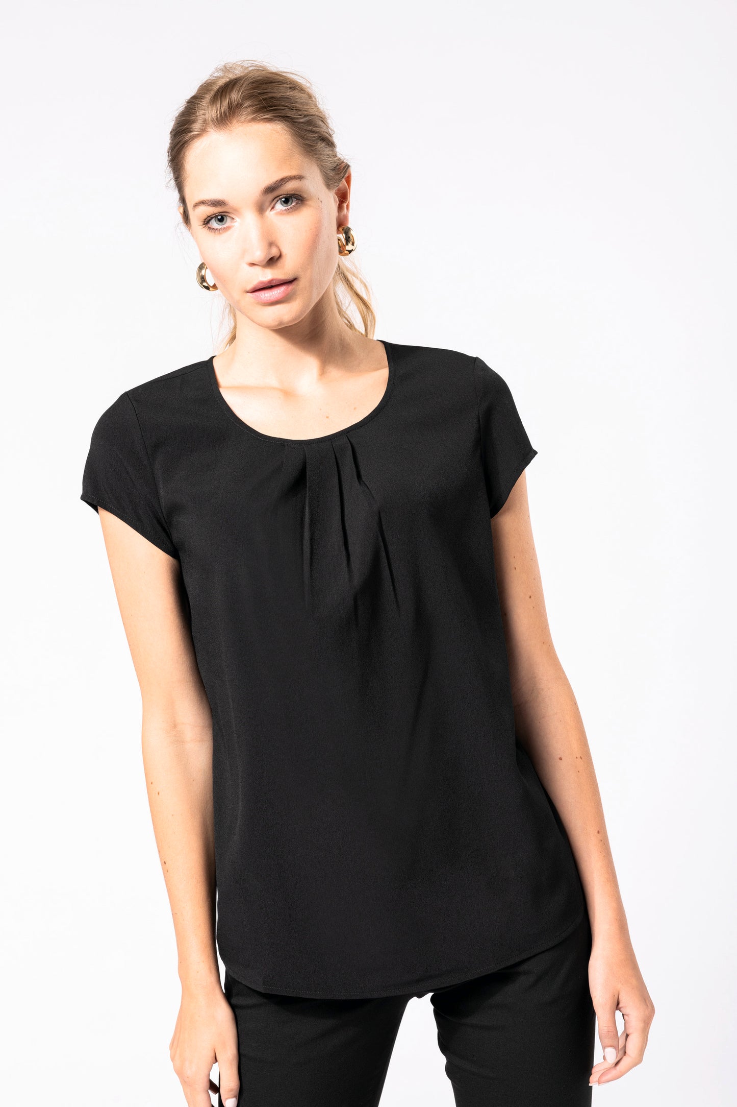 Damesblouse in crÍpe met korte mouwen