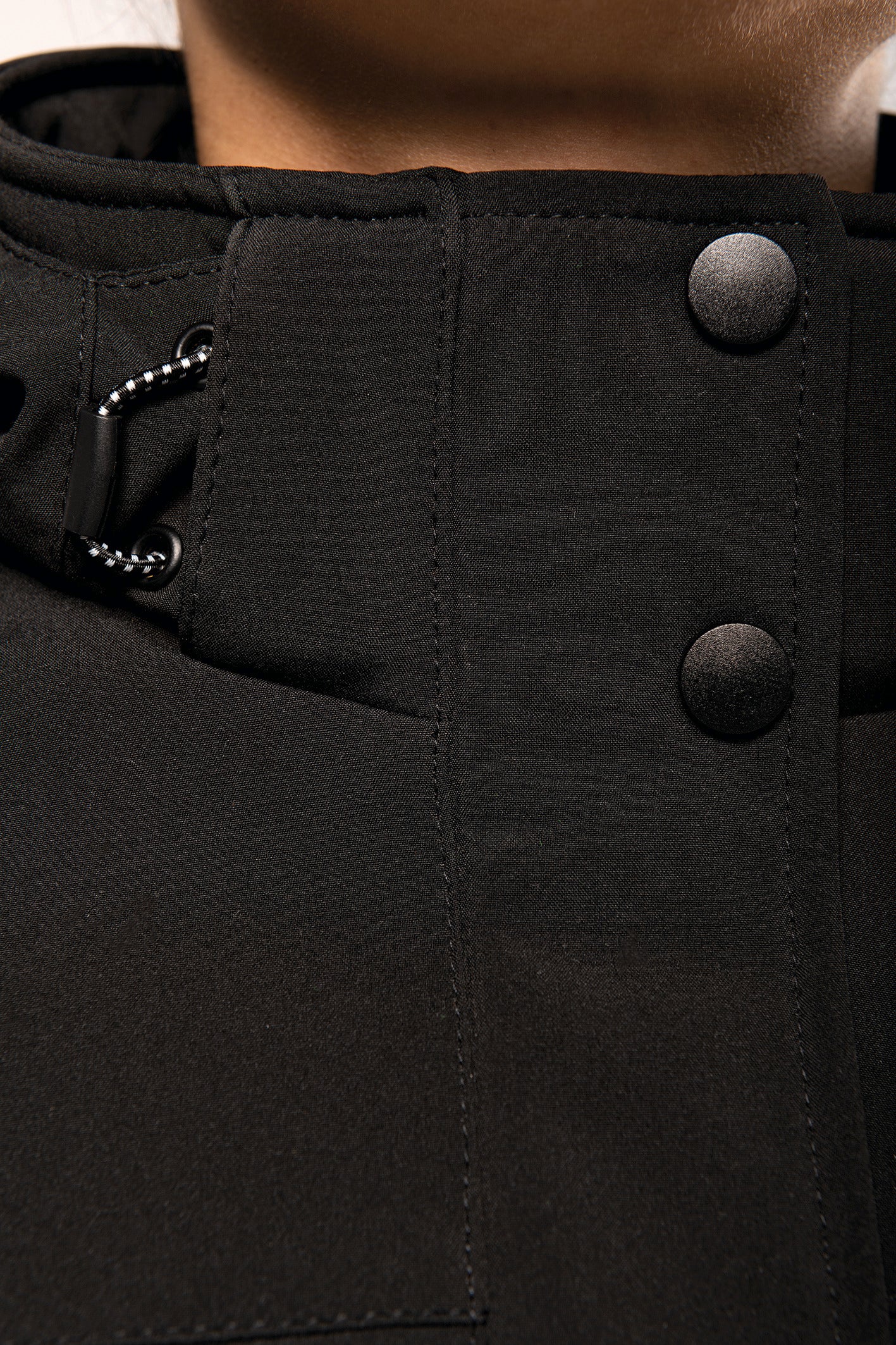 Gewatteerde softshell damesparka met capuchon