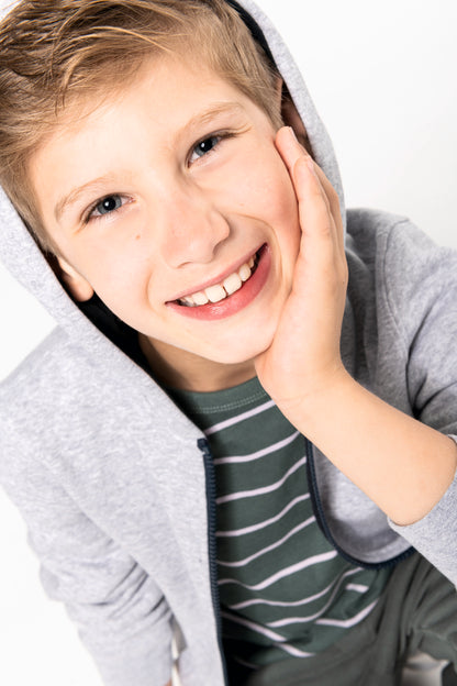 Kindersweater met rits en capuchon