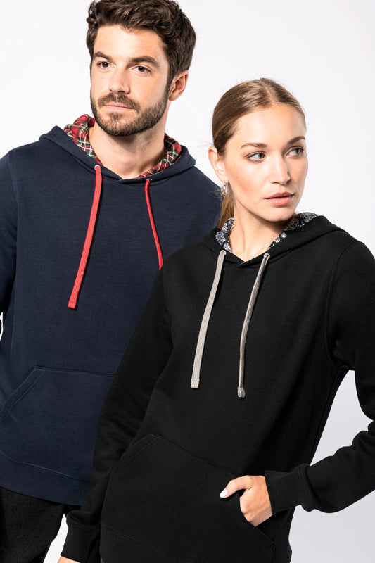 Unisex sweater met contrasterende capuchon met motief