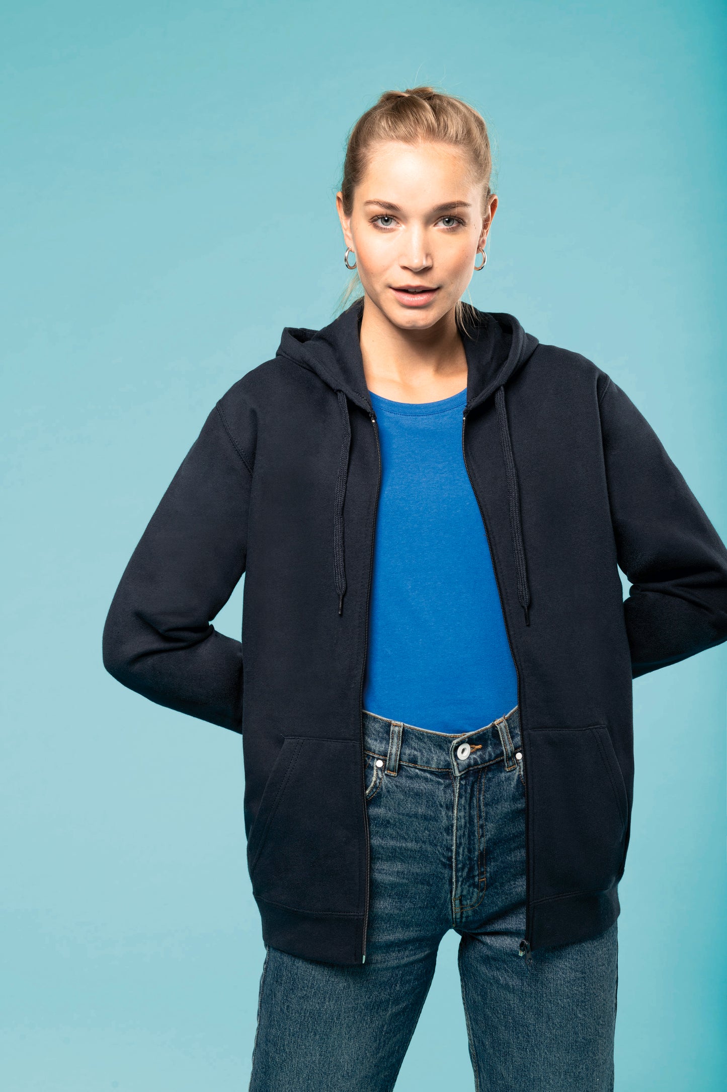 Sweater met rits en capuchon