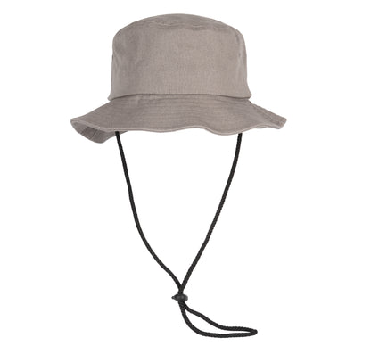Bob in de stijl van een bucket hat